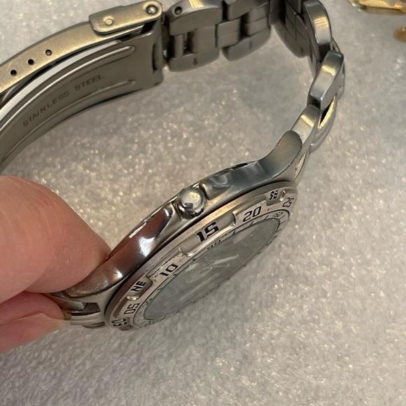 FOSSIL BLUE WOMENS WATCH - Picture 5 of 6